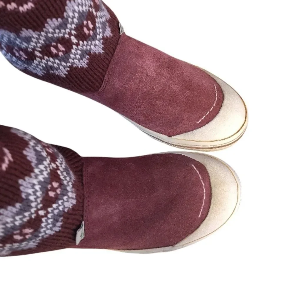 Y2K Simple Brand Burgundy Suede and Knit Sweater Flat Boots Size‎ 7.5